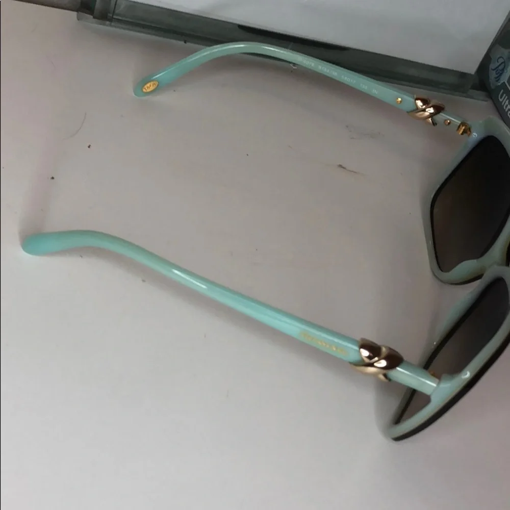 Tiffany & Co. Eyeglass Case in Signature Tiffany Blue